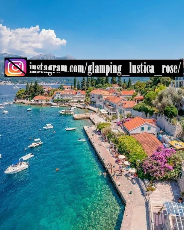 Glamping Peninsula Lustica Rose Villa ติวัต ภายนอก รูปภาพ