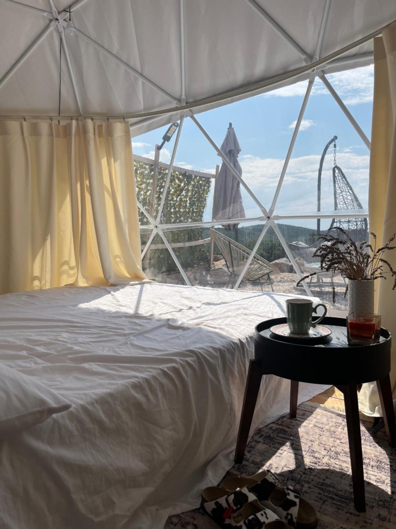 Glamping Peninsula Lustica Rose Villa ติวัต ภายนอก รูปภาพ