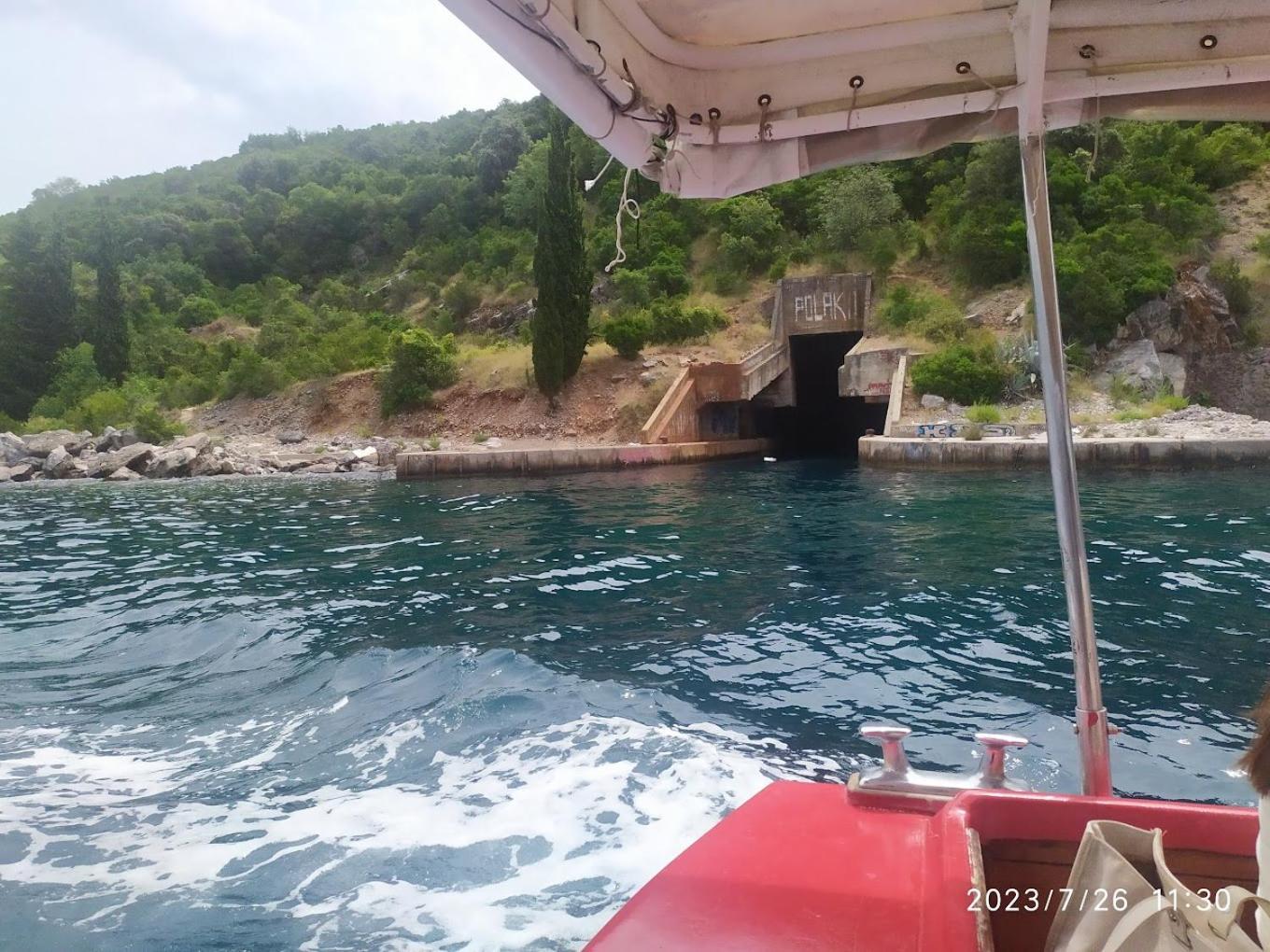 Glamping Peninsula Lustica Rose Villa ติวัต ภายนอก รูปภาพ