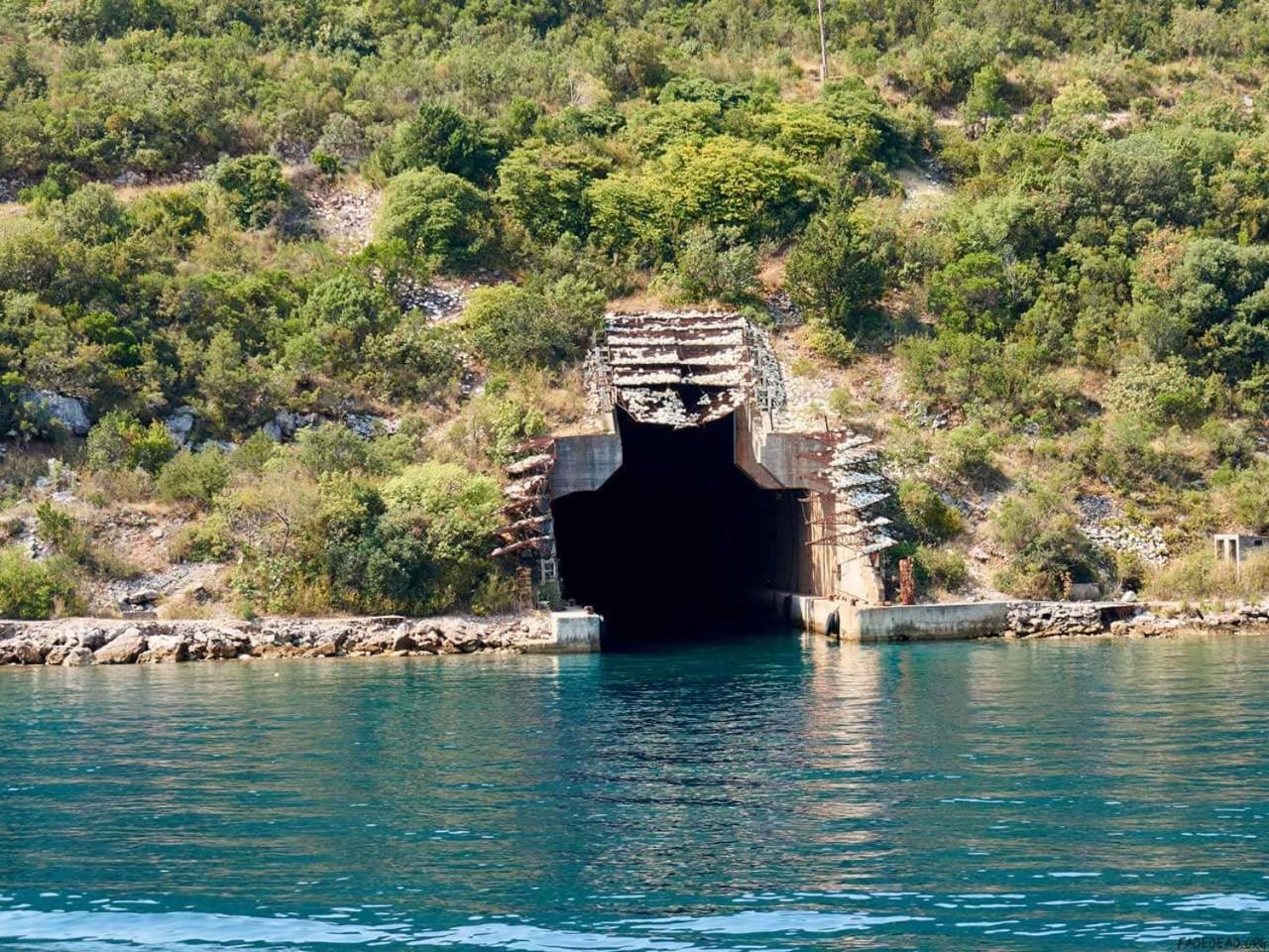 Glamping Peninsula Lustica Rose Villa ติวัต ภายนอก รูปภาพ